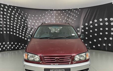 Toyota Ipsum II, 1997 год, 699 000 рублей, 2 фотография