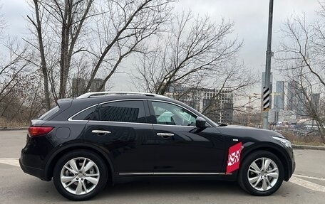 Infiniti FX II, 2012 год, 2 800 000 рублей, 3 фотография