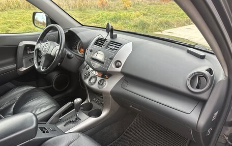 Toyota RAV4, 2006 год, 1 000 000 рублей, 4 фотография