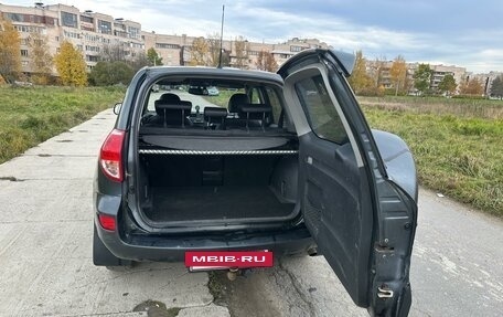 Toyota RAV4, 2006 год, 1 000 000 рублей, 2 фотография