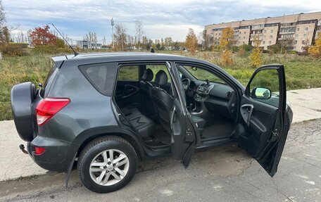 Toyota RAV4, 2006 год, 1 000 000 рублей, 19 фотография