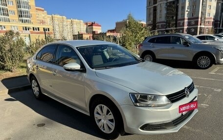 Volkswagen Jetta VI, 2014 год, 1 180 000 рублей, 2 фотография