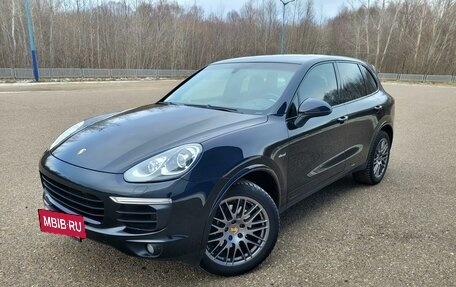 Porsche Cayenne III, 2016 год, 4 240 000 рублей, 2 фотография