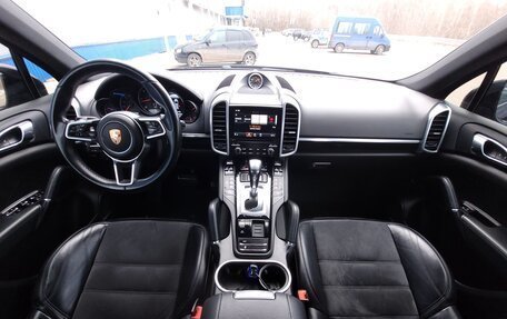 Porsche Cayenne III, 2016 год, 4 240 000 рублей, 15 фотография