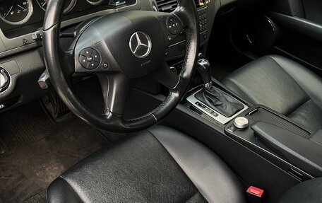 Mercedes-Benz C-Класс, 2010 год, 1 800 000 рублей, 10 фотография