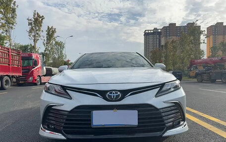 Toyota Camry, 2022 год, 2 600 006 рублей, 2 фотография