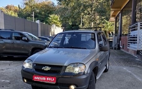 Chevrolet Niva I рестайлинг, 2009 год, 490 000 рублей, 1 фотография