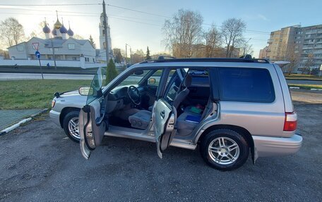 Subaru Forester, 2001 год, 600 000 рублей, 11 фотография