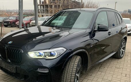 BMW X5, 2020 год, 6 750 000 рублей, 2 фотография