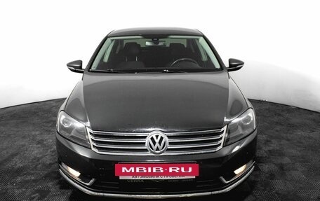 Volkswagen Passat B7, 2014 год, 1 020 000 рублей, 2 фотография