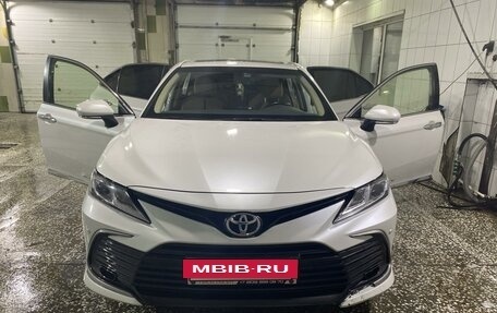 Toyota Camry, 2022 год, 3 450 000 рублей, 17 фотография