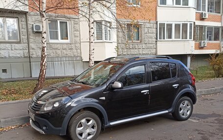 Renault Sandero I, 2012 год, 830 000 рублей, 1 фотография