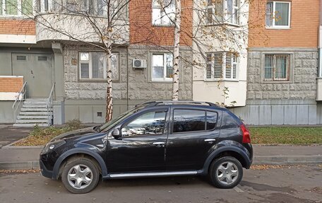 Renault Sandero I, 2012 год, 830 000 рублей, 2 фотография