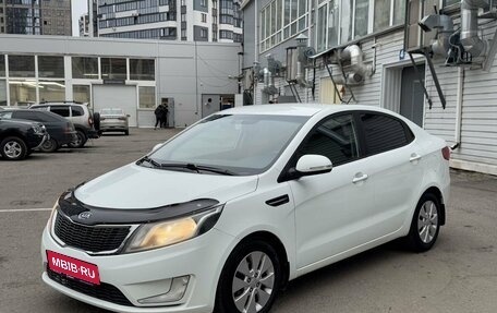 KIA Rio III рестайлинг, 2012 год, 990 000 рублей, 1 фотография