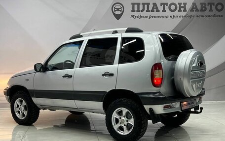 Chevrolet Niva I рестайлинг, 2004 год, 428 000 рублей, 11 фотография