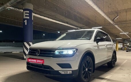 Volkswagen Tiguan II, 2017 год, 2 950 000 рублей, 6 фотография