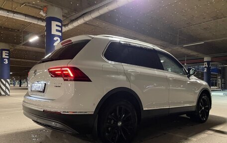 Volkswagen Tiguan II, 2017 год, 2 950 000 рублей, 8 фотография