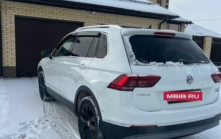 Volkswagen Tiguan II, 2017 год, 2 950 000 рублей, 13 фотография