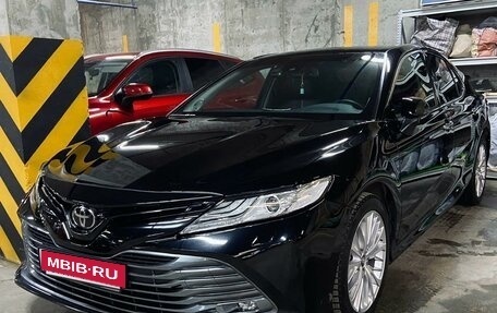 Toyota Camry, 2019 год, 3 700 000 рублей, 3 фотография