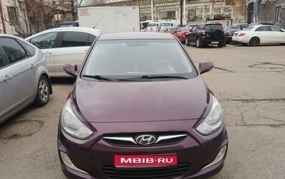 Hyundai Solaris II рестайлинг, 2013 год, 800 000 рублей, 1 фотография