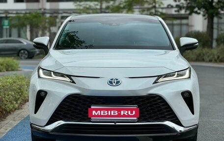 Toyota Venza, 2021 год, 2 710 000 рублей, 3 фотография