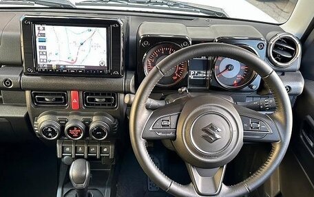 Suzuki Jimny, 2021 год, 1 990 000 рублей, 11 фотография