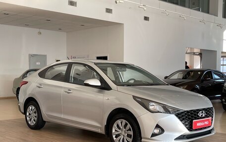 Hyundai Solaris II рестайлинг, 2021 год, 1 760 000 рублей, 3 фотография