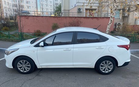 Hyundai Solaris II рестайлинг, 2020 год, 1 770 000 рублей, 3 фотография