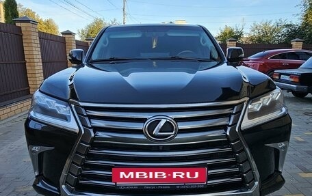 Lexus LX III, 2017 год, 7 500 000 рублей, 4 фотография