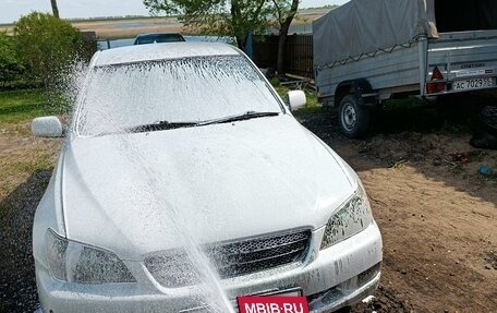 Toyota Altezza, 2002 год, 1 050 000 рублей, 4 фотография