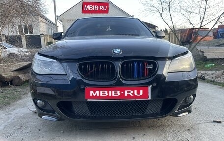 BMW 5 серия, 2005 год, 880 000 рублей, 1 фотография