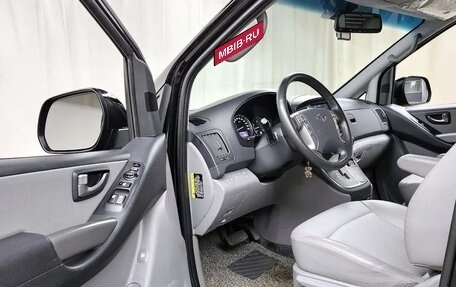 Hyundai Grand Starex Grand Starex I рестайлинг 2, 2020 год, 3 755 000 рублей, 6 фотография