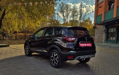 Renault Kaptur I рестайлинг, 2018 год, 1 550 000 рублей, 7 фотография