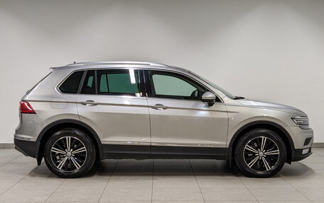 Volkswagen Tiguan II, 2017 год, 2 645 000 рублей, 4 фотография