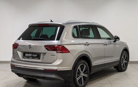 Volkswagen Tiguan II, 2017 год, 2 645 000 рублей, 5 фотография