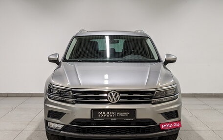 Volkswagen Tiguan II, 2017 год, 2 645 000 рублей, 2 фотография