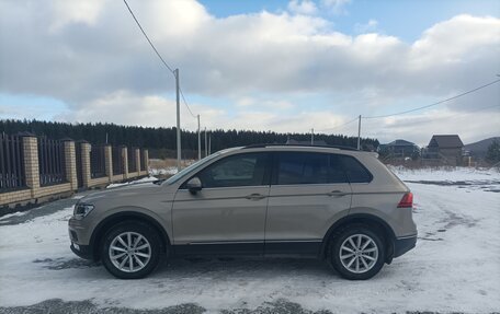 Volkswagen Tiguan II, 2017 год, 2 220 000 рублей, 5 фотография