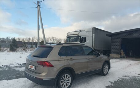 Volkswagen Tiguan II, 2017 год, 2 220 000 рублей, 8 фотография