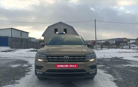 Volkswagen Tiguan II, 2017 год, 2 220 000 рублей, 11 фотография