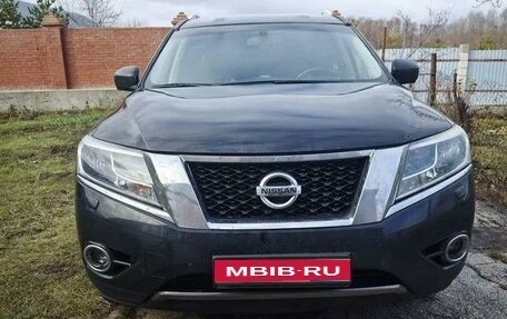 Nissan Pathfinder, 2015 год, 2 150 000 рублей, 1 фотография