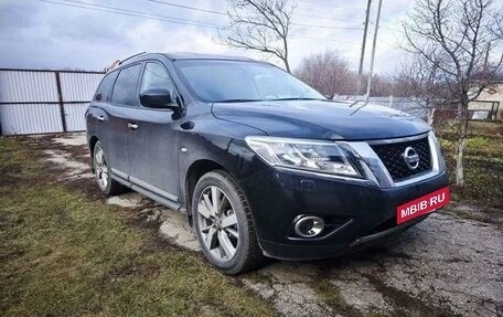 Nissan Pathfinder, 2015 год, 2 150 000 рублей, 2 фотография