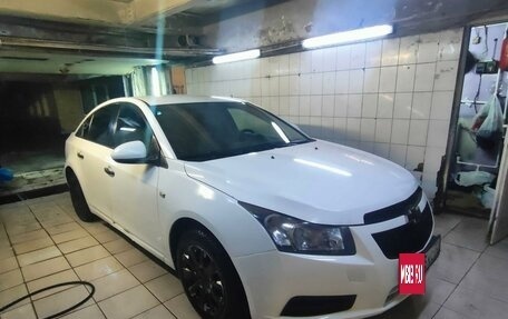 Chevrolet Cruze II, 2011 год, 870 000 рублей, 2 фотография