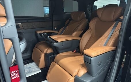 Toyota Alphard, 2024 год, 18 200 000 рублей, 8 фотография