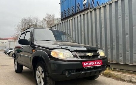 Chevrolet Niva I рестайлинг, 2010 год, 495 000 рублей, 3 фотография