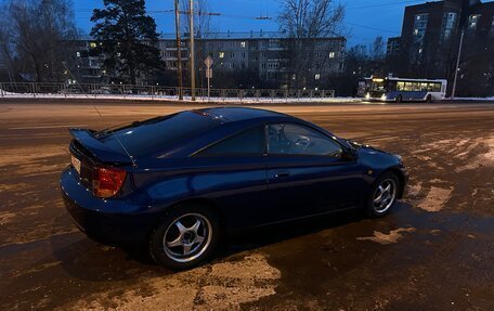 Toyota Celica VII рестайлинг, 2000 год, 900 000 рублей, 5 фотография