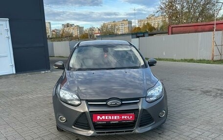 Ford Focus III, 2012 год, 830 000 рублей, 2 фотография