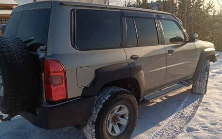 Nissan Patrol, 2012 год, 5 000 000 рублей, 3 фотография