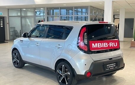 KIA Soul II рестайлинг, 2015 год, 1 595 000 рублей, 7 фотография