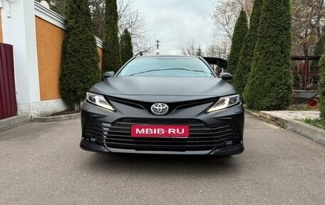 Toyota Camry, 2022 год, 4 500 000 рублей, 3 фотография