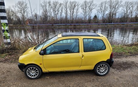 Renault Twingo II рестайлинг, 1996 год, 290 000 рублей, 3 фотография